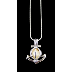 Pendant with pearl of culture (Anchor)